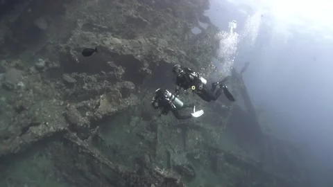 DIVE INTO SHIPWRECK #2 스톡 동영상 218172230