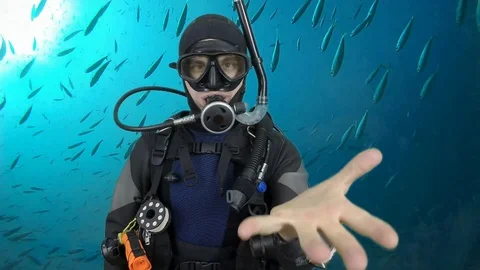Divemaster shows signal -ask Stock Footage 129907694