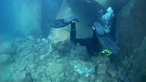 Diver have fun underwater 動画素材 158799343