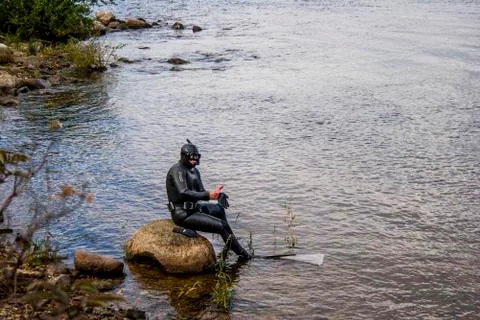 Diver preparing to dive Stock Photos
