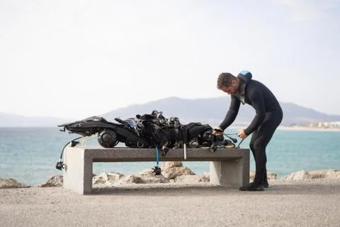 Diver preparing the dive Stock Photos