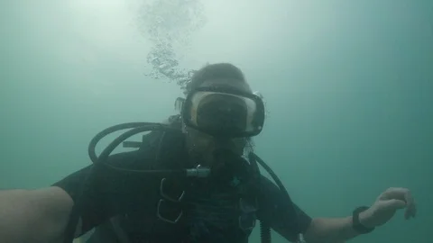 Diver underwater selfie Stock Footage 115905252