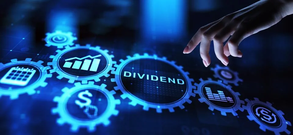 Dividends button on virtual screen. Return on Investment ROI financial busi.. Фото