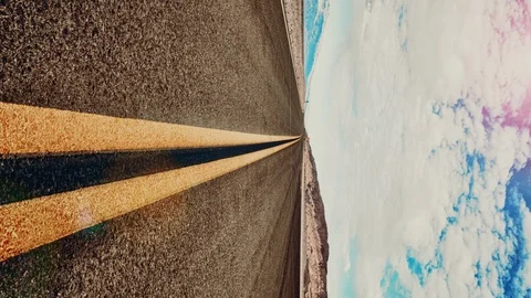 Dividing Line on Highway Through Desert - Vertical Video 스톡 동영상 101924540