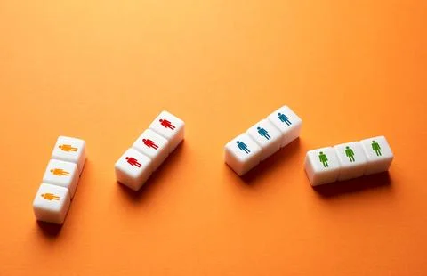 Dividing people into consumer groups based on marketing and segmentation cr.. Foto stock