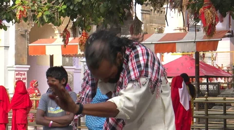 Divine dance Some Hindu devotees worshipping Goddess Durga at Kangra temple Stock-Footage 42756915