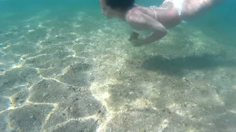 Diving in the exotic seas Video stock 42604719