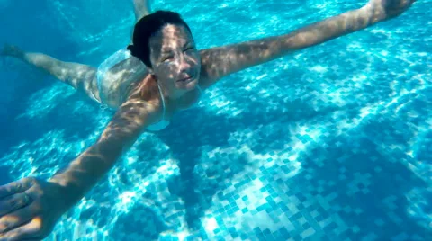 Diving in the private swimming pool Stock-Footage 50367037