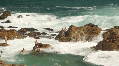 Diving from rocks Vídeo Stock 57976890