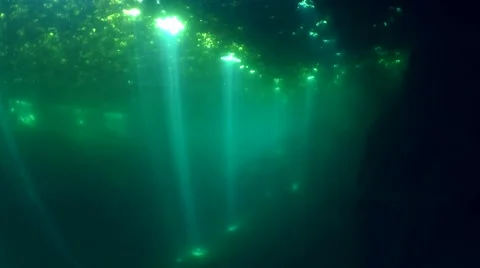 Diving - Sunbeams are reflected in lake water 014 스톡 동영상 47909589