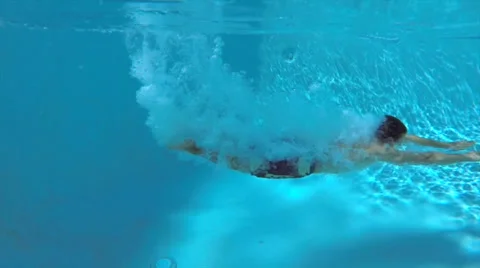 Diving underwater Stock Footage 35575142