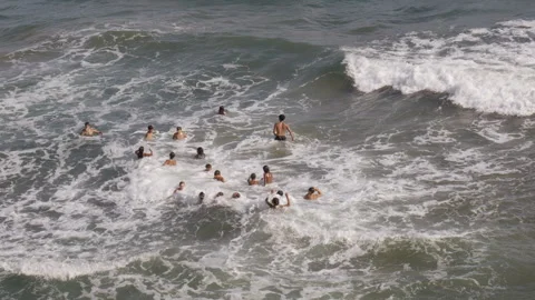 Diving in the waves. Stock Footage 316757184