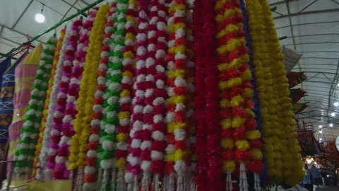 Diwali Shopping at the bazaar Vídeo Stock 254188949