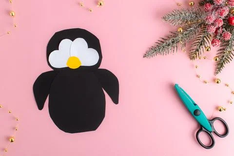 DIY. Step-by-step instructions for making a penguin out of paper. Flat lay,.. Stock Photos
