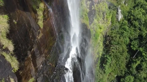Diyaluma Waterfall Stock Footage 201500096