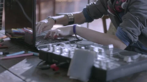 DJ amateur Stock Footage 137746047