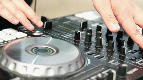 DJ console. Moving buttons. Slow motion footage. Vídeos de archivo 311663200