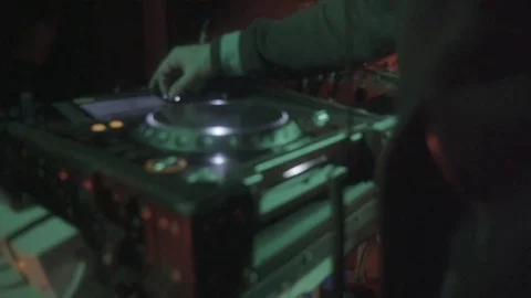 Dj console slowmotion 스톡 동영상 82033314