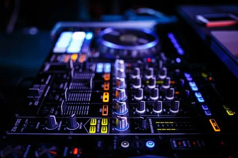 DJ control panel in the club Stock-Fotos