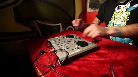 DJ hands Video stock 77051949
