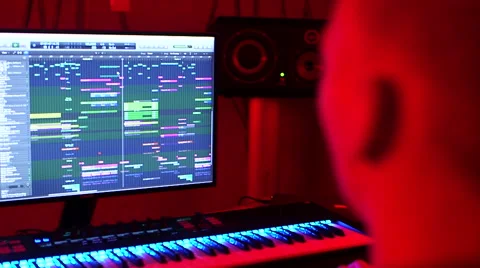DJ Makes Music In A Recording Studio Vidéo 60782007