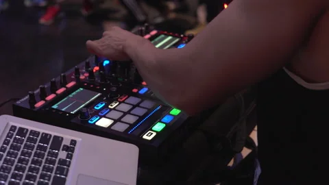 DJ play live set control with mixer and laptop computer 스톡 동영상 155890447