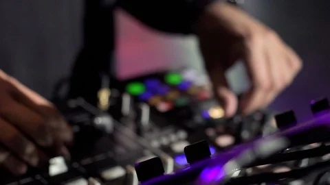 DJ plays the instrument 스톡 동영상 98223950
