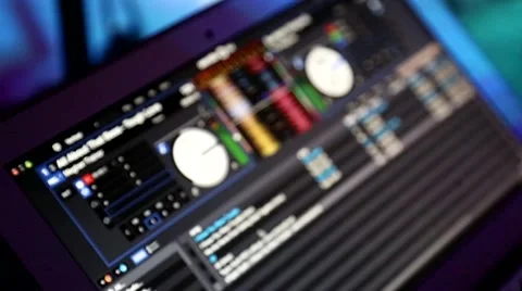 DJ Software on Laptop Vidéo 46258390
