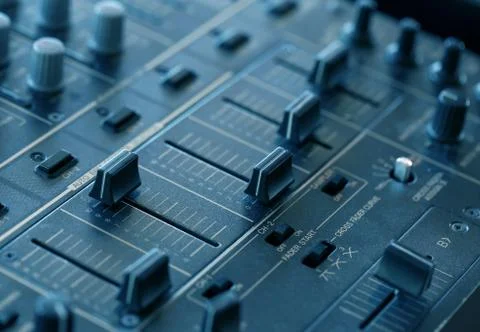 Dj sound mixer  with knobs and sliders Stockfoto's