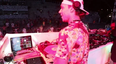 DJ on stage screaming into the camera Video stock 47075584