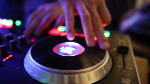 DJ using his dj mixer 스톡 동영상 169692522