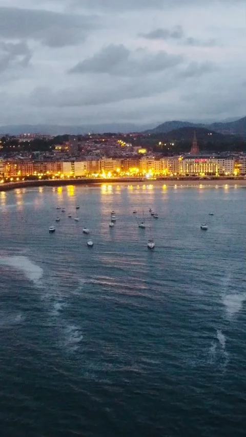 DJI 0413 Stock Footage 167925635