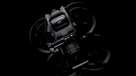 DJI Avata Spinning Top-Down Shot (Fixed Focus) 動画素材 255207542