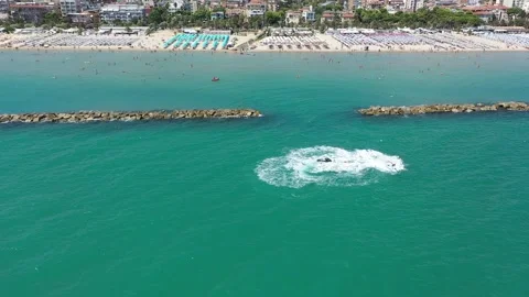 DJI flyboard 1 Video stock 220297091