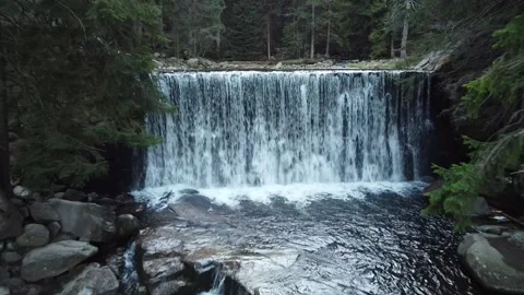 Dji mavic mini 2 N1 Full-HD 1080p Stock Footage 229571108