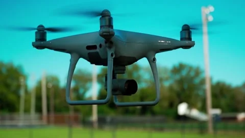 DJI Phantom 4 Drone Hovering In Place 스톡 동영상 230103992