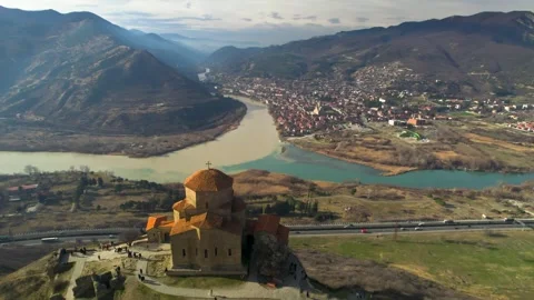 Djvari Monastery overlooking the confluence of the Aragvi and Mtkvari rivers. Stock Footage 271203024