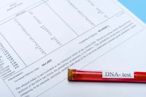 DNA molecule forming inside the vial in for blood analysis.3D rendering, conc Foto stock