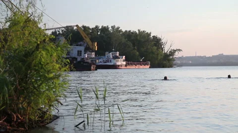 Dnipro River at Sunset 動画素材 53847569