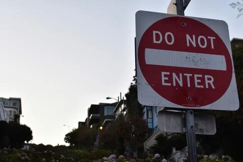 Do Not Enter Sign on One-Way Lombard Street in San Francisco Stock Photos