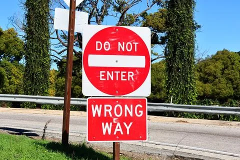 Do Not Enter – Wrong Way traffic sign Stock Photos
