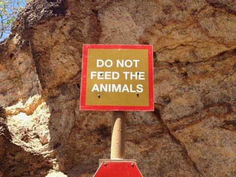Do not feed the animals sign Stock Photos