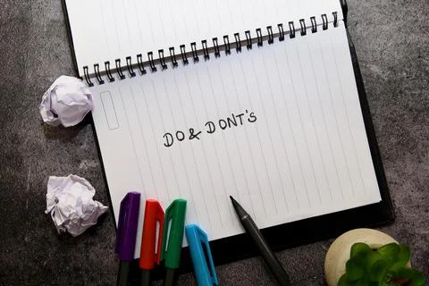 Do s and Dont s List Stock Photos
