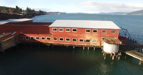 Dock Building Flyover 스톡 동영상 122406891