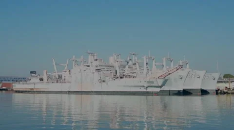 Docked Ships Stockbeeldmateriaal 68656844