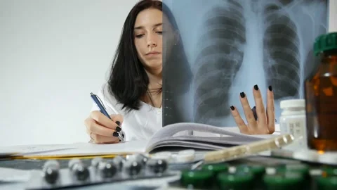 Doctor in the office Stock-Footage 87478628