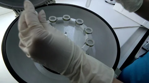 A doctor prepares a semen sample Stock Footage 76364403