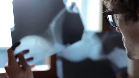 Doctor radiologist Stock Footage 77714638