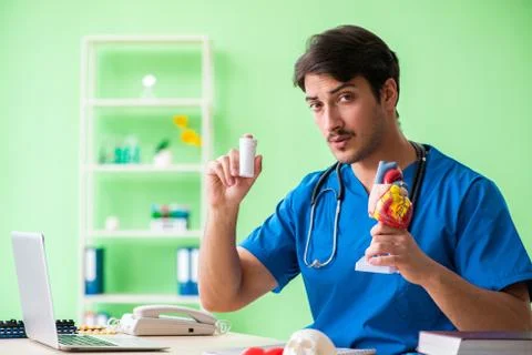 Doctor student explaining heart problems 스톡 사진