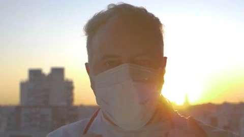 Doctor in sunset clapping their hands Heroe of covid-19, coronavirus Quarantine Video stock 133680494